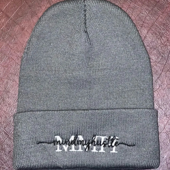 Beanie knitted hat Winter - Picture 1 of 8